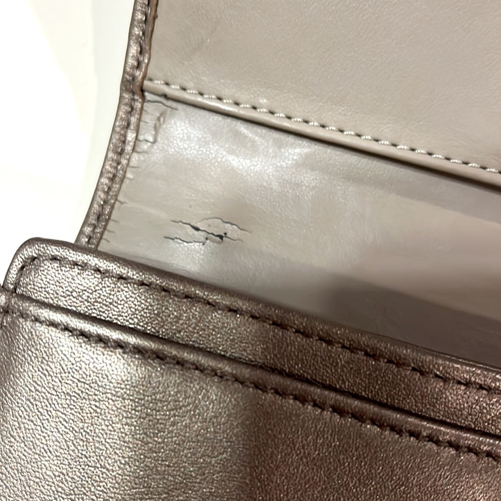 Coach Wallet. - Picture 4 of 4
